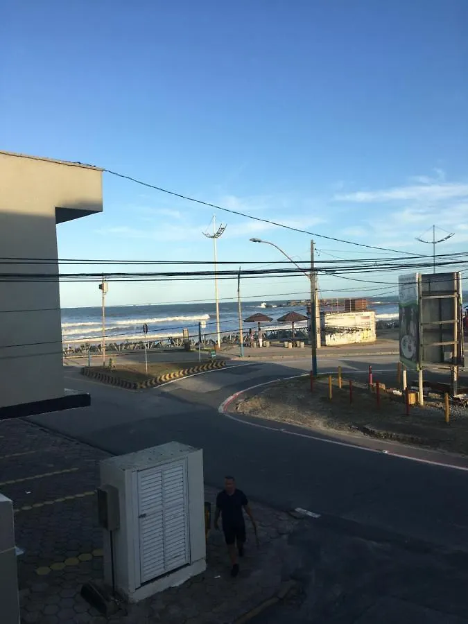 Albergue Pousada & Eventos Frentemar Navegantes
